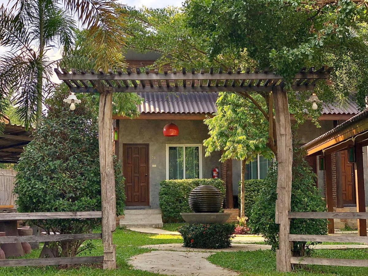 Home Inn Pai Garden Exterior photo